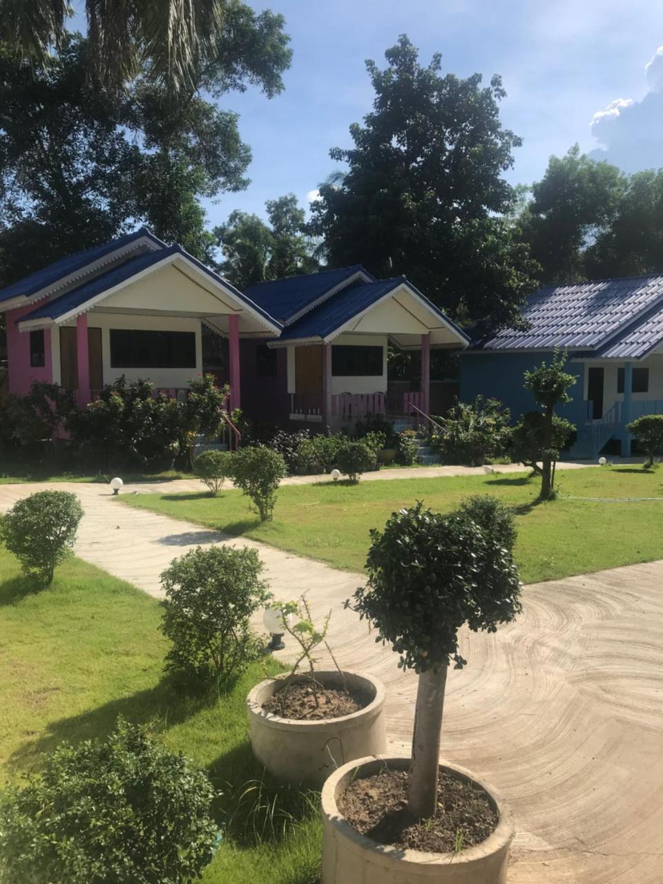 The Mountain View Hat Sai Ri Resort Chumphon Bagian luar foto