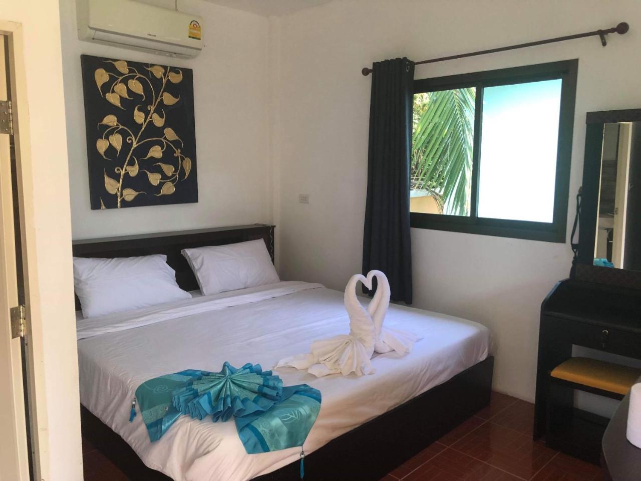 The Mountain View Hat Sai Ri Resort Chumphon Bagian luar foto