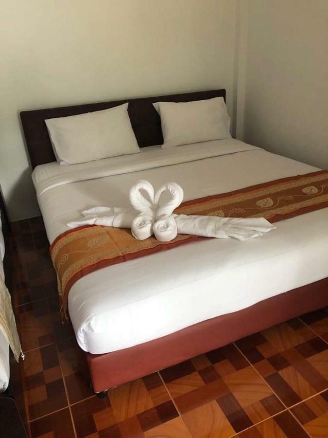 The Mountain View Hat Sai Ri Resort Chumphon Bagian luar foto
